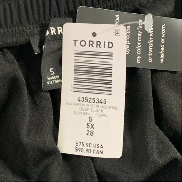 Torrid 5X NEW Plus Size Maxi Skirt Black Set In Lace Detail Whimsygoth Flowy - Picture 5 of 10